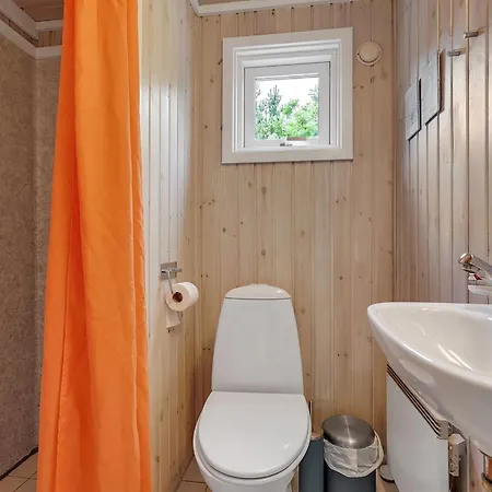 Gjorgjija - From The Sea By Interhome * Hals